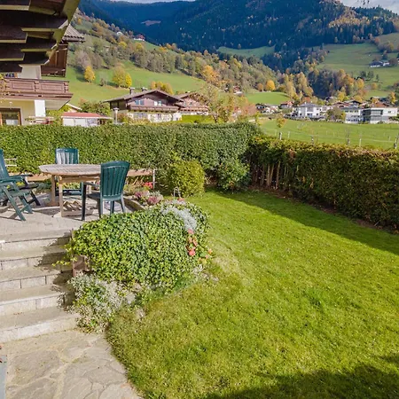 Zirbenstubn Apartment Piesendorf